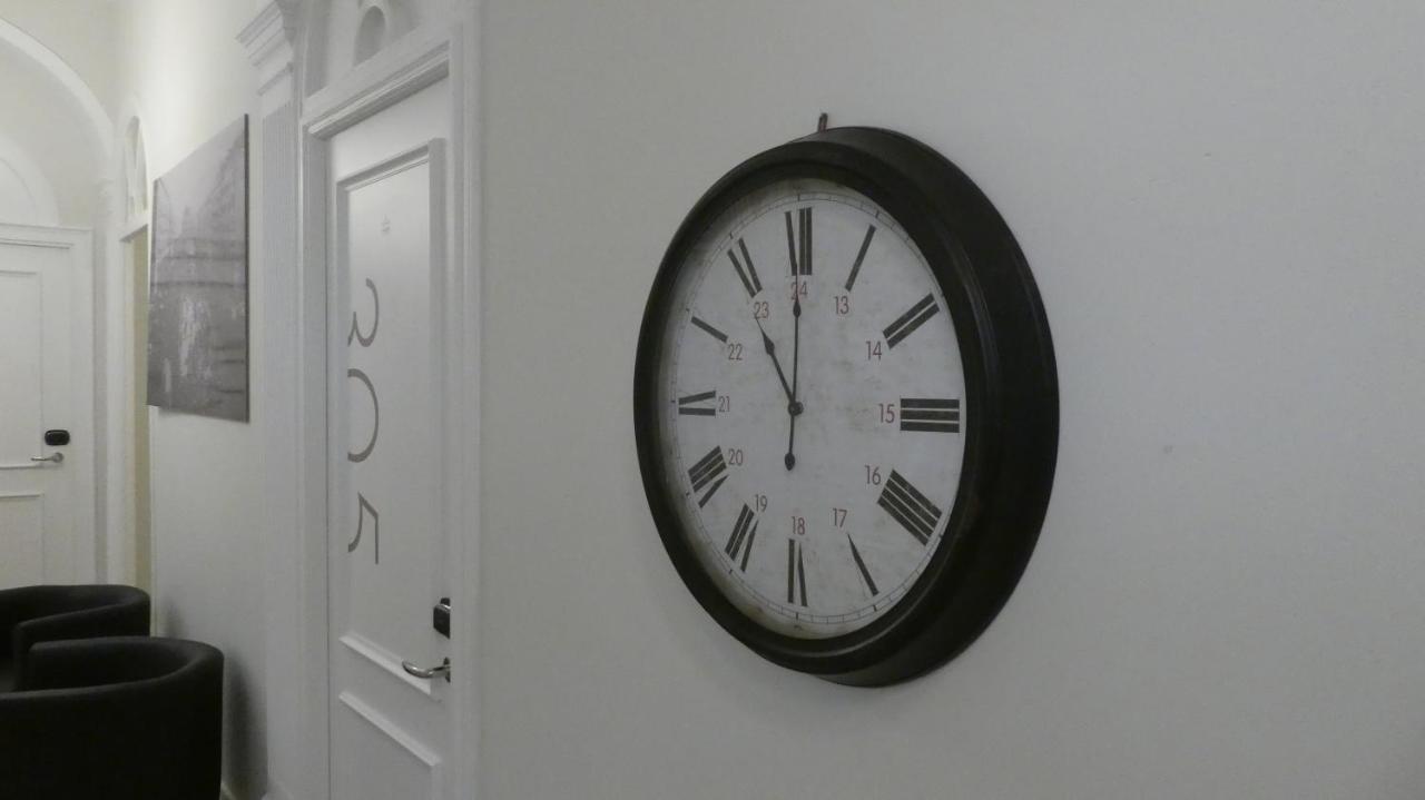 Plaza Pombo - Bed & Breakfast Santander